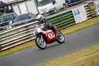 Vintage-motorcycle-club;eventdigitalimages;mallory-park;mallory-park-trackday-photographs;no-limits-trackdays;peter-wileman-photography;trackday-digital-images;trackday-photos;vmcc-festival-1000-bikes-photographs